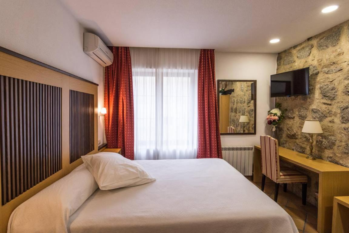 Antika Snoga Hotel Ávila Екстериор снимка