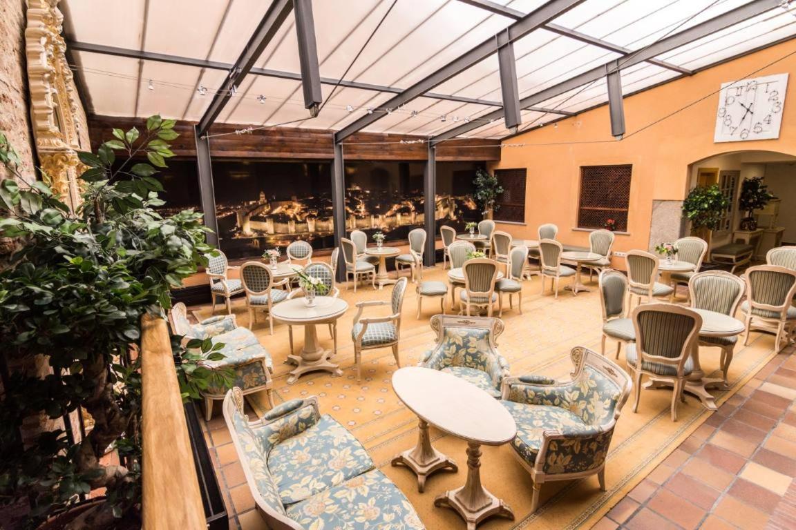 Antika Snoga Hotel Ávila Екстериор снимка