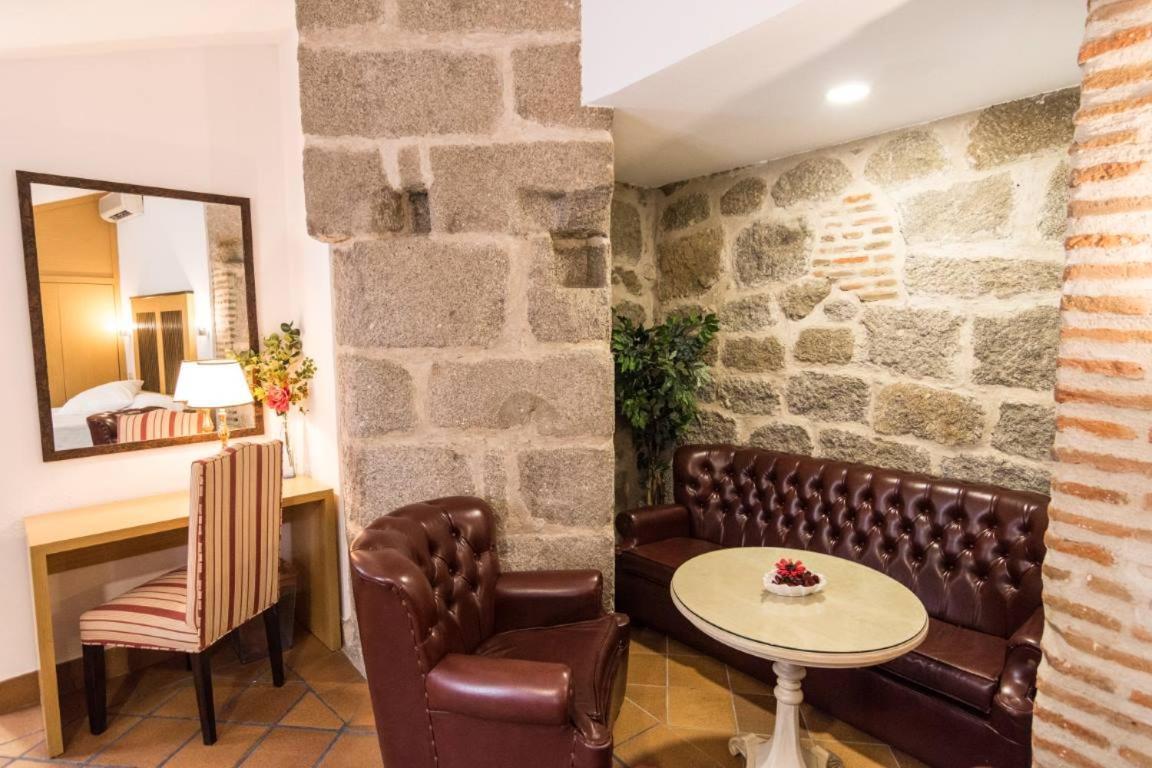 Antika Snoga Hotel Ávila Екстериор снимка