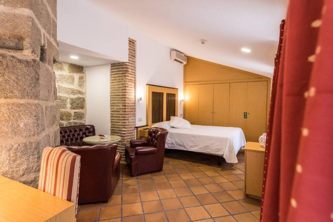 Antika Snoga Hotel Ávila Екстериор снимка