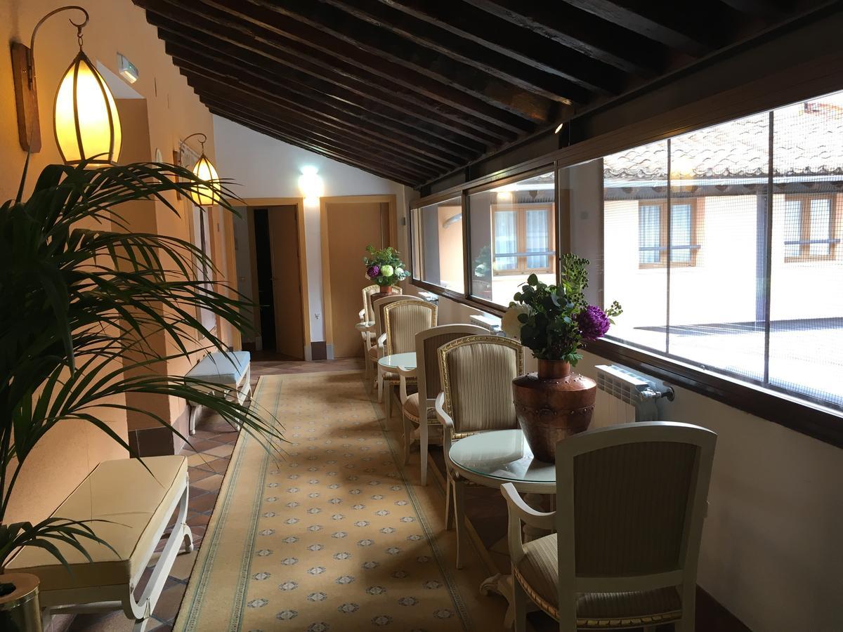 Antika Snoga Hotel Ávila Екстериор снимка