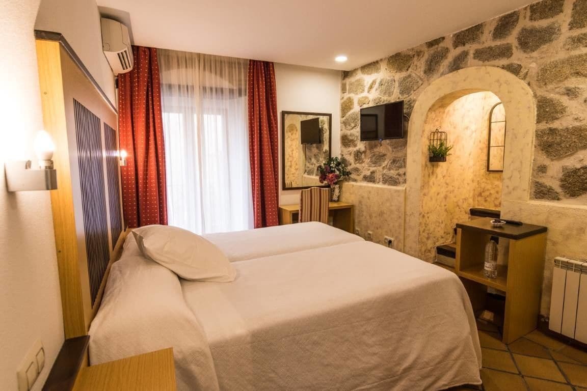 Antika Snoga Hotel Ávila Екстериор снимка